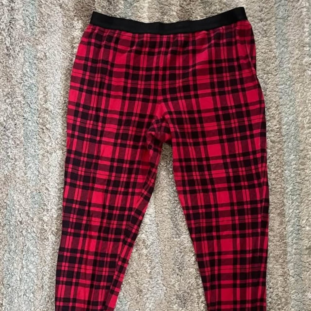 Victoria’s Secret Women’s XL Short Red Black Plaid Pajama PJ Pants